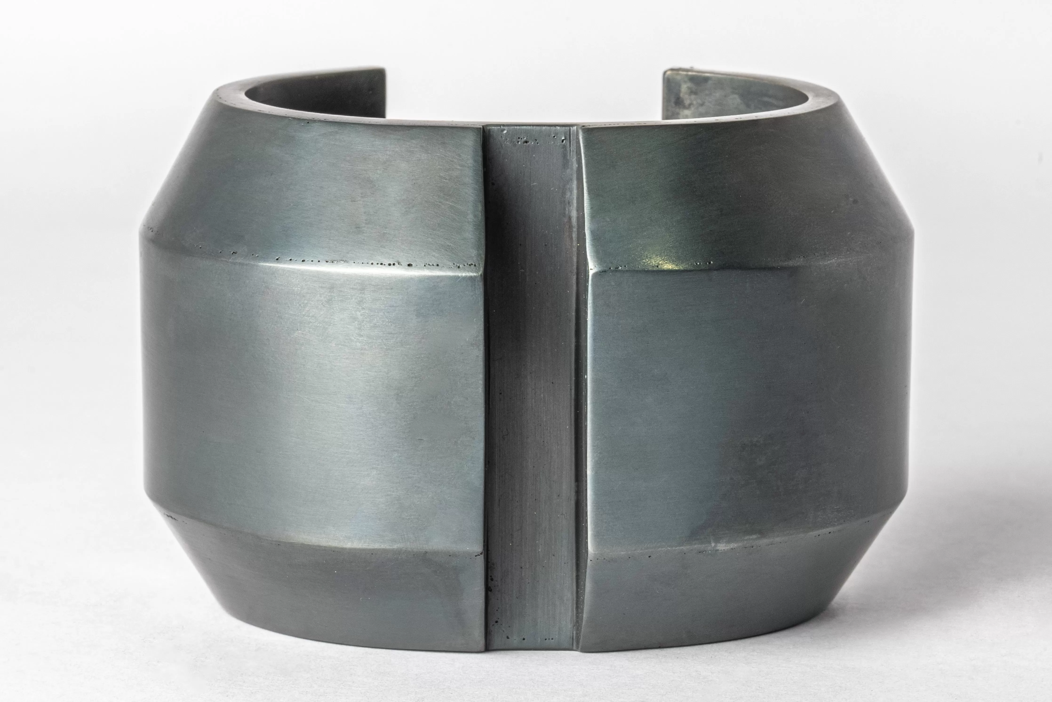 Crescent Rift Bracelet (Wedge Var., 60mm, KAS)