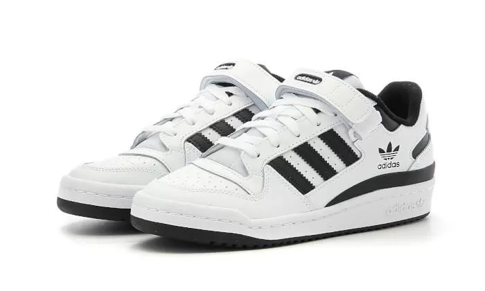 Forum Low White Black