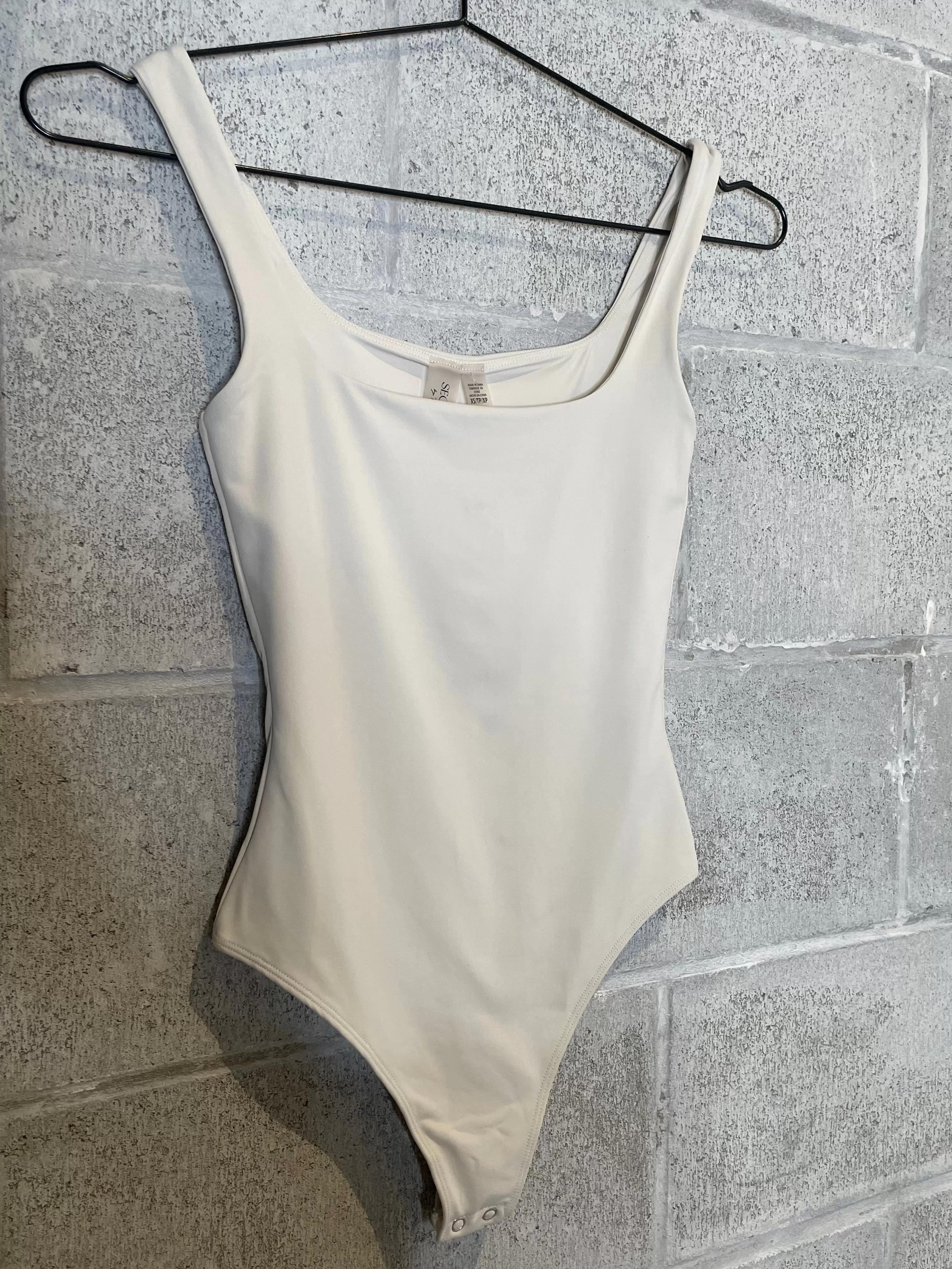 RD STYLE Second Skin Tia U Neck Sleeveless Bodysuit